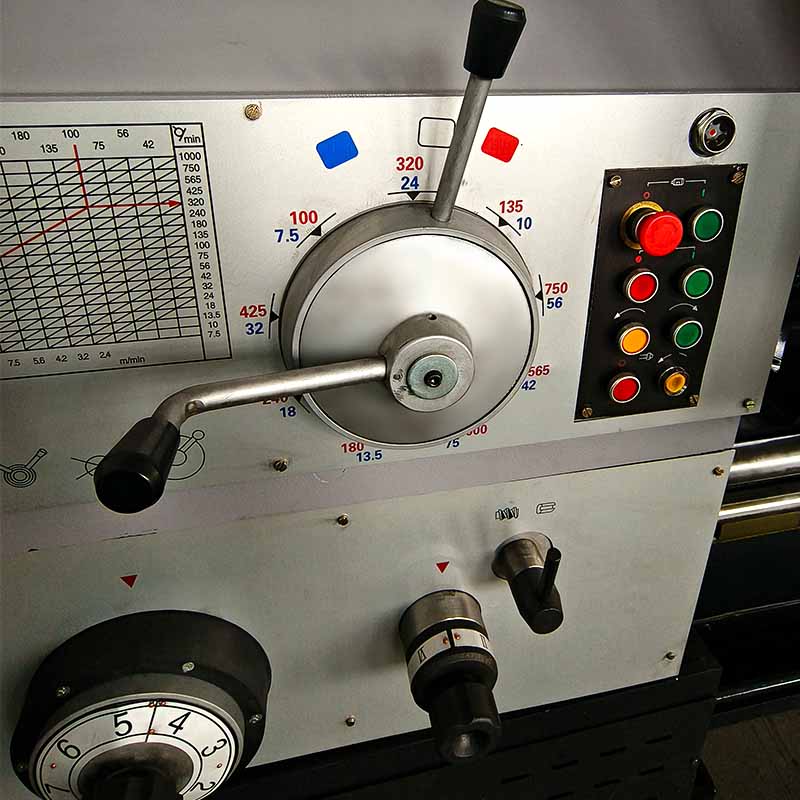 CW6263 Precision Horizontal Advanced Lathe Machine Engine Lathe for Sale