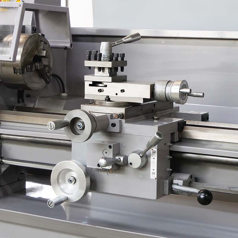 C6240Cx1500 Medium Duty Lathe Engine Lathe Machine for Metalworking