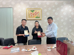 Southeast Asian customers visit WMTCNC-5 (2)