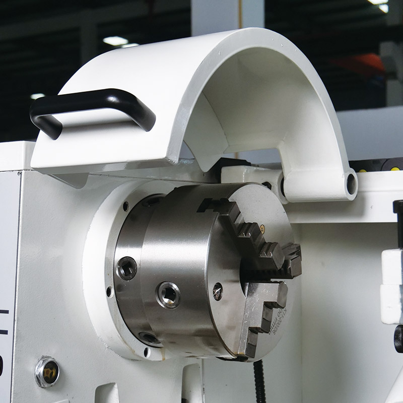 CM6241 52mm Spindle Bore Manual Engine Lathe Machine with CE for Sale