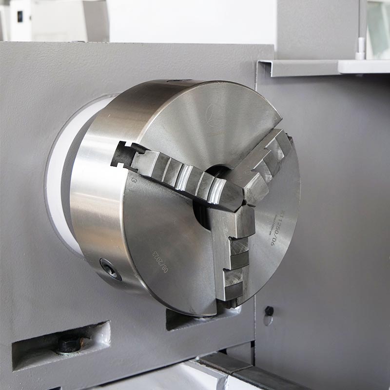 CD6250B Horizontal Gap Manual Metal Lathe Machine for Sale with CE 