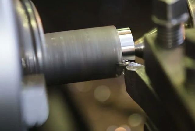 How to Select CNC Lathe Tools