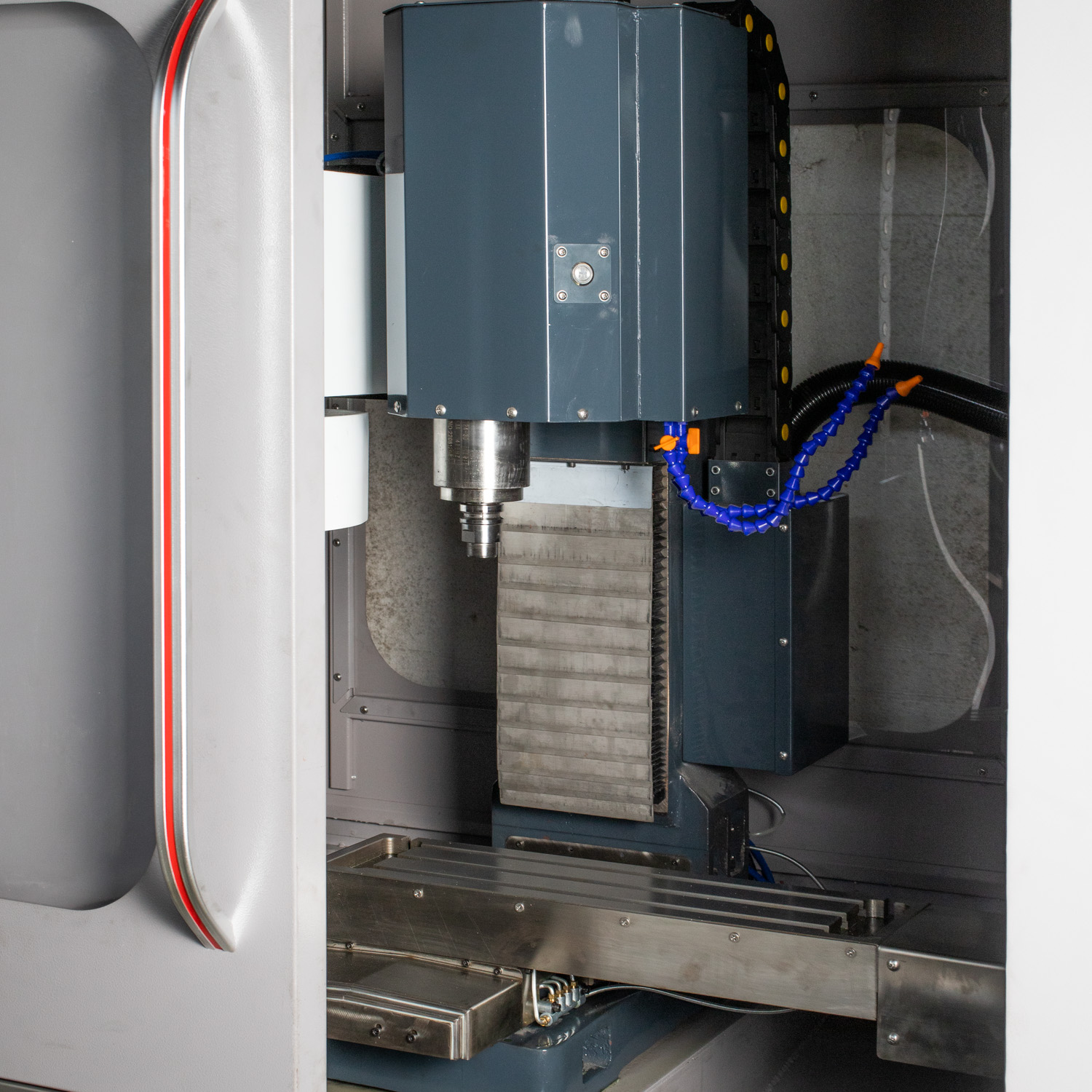 Small CNC Milling Machine XK7116 For School Education