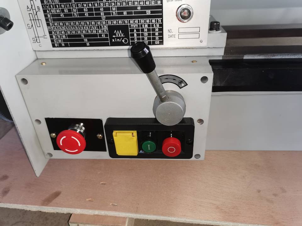 DIY1028(BVB25L)mini Metal Lathe with CE Protection 