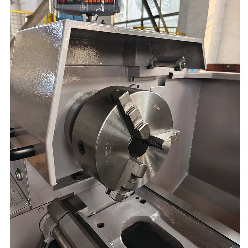 Engine Lathe CQ6280B-2000-High Precision Engine Lathe with Taper Attachment & DRO Optional