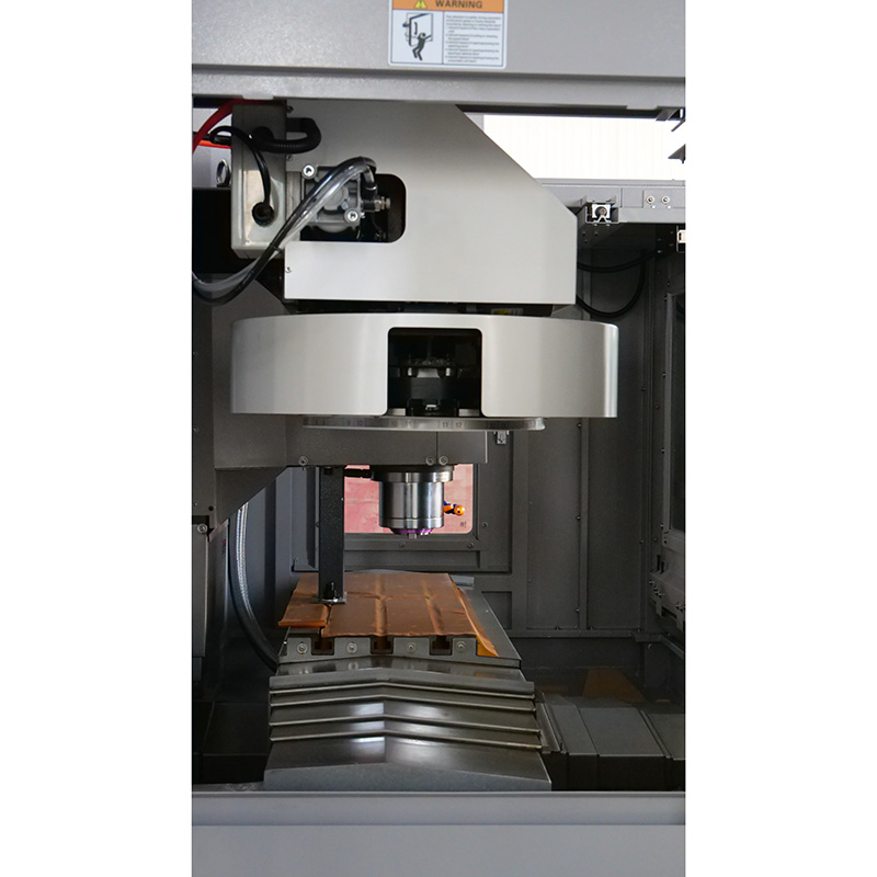 XH7132 High Quality CNC Milling Machine for Metal Processing
