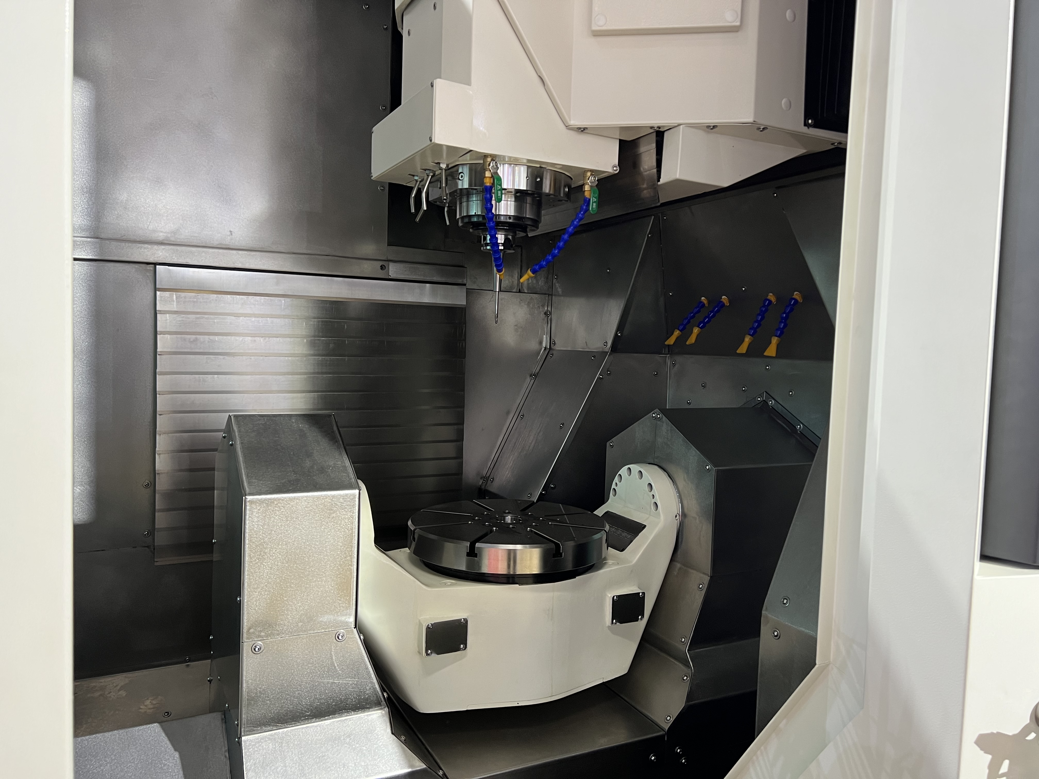 Vertical machining center VS40-5AX 5 axis cnc machining center with mineral casting