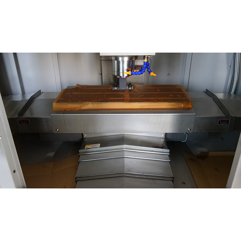 XH7132 High Quality CNC Milling Machine for Metal Processing