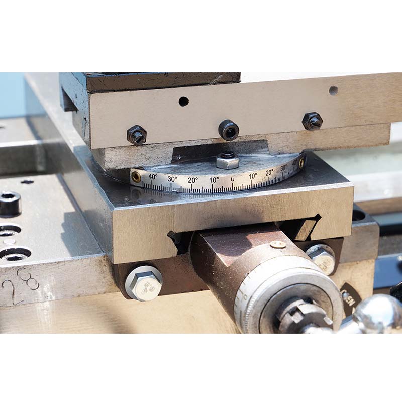 DIY0820 8in X 20in Gear-Head Metal Lathe With Stand